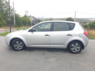 KIA Ceed foto 3