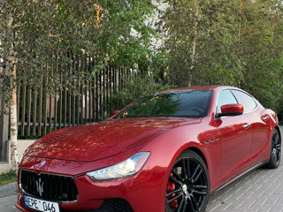 Maserati Ghibli foto 1