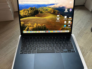 MacBook Air m2 2022 13/6 foto 2