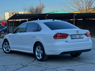 Volkswagen Passat foto 4