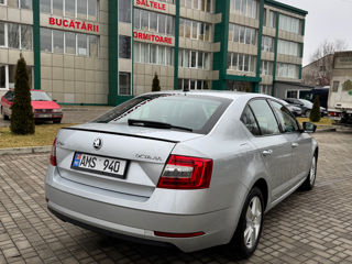 Skoda Octavia foto 6