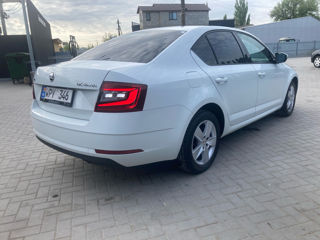 Skoda Octavia foto 4