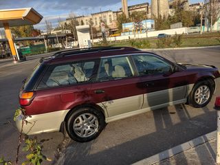 Subaru Outback foto 2