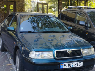 Skoda Octavia foto 1