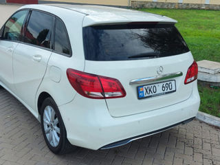 Mercedes B-Class foto 4