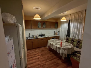 Apartament cu 3 camere, 91 m², Poșta Veche, Chișinău foto 4