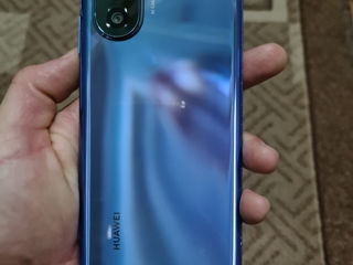 Huawei Nova Y70