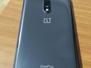 Oneplus 7 sale( broken screen need to replace it )