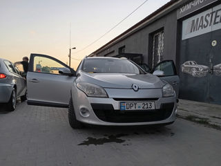 Renault Megane foto 1