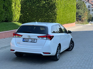 Toyota Auris foto 5