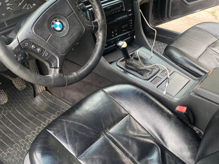 BMW 7 Series foto 2