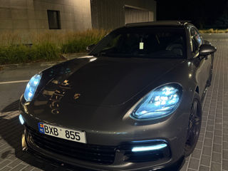 Porsche Panamera foto 3