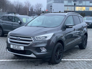 Ford Kuga foto 2