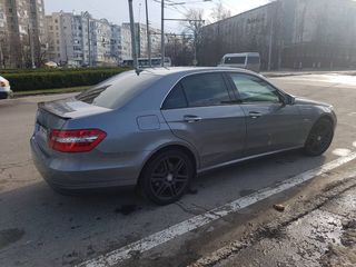 Mercedes E Class foto 8