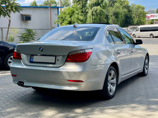 BMW 5 Series foto 2