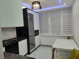 Se dă în chirie apartament cu 2 odăi! botanica, grenoble. ( disponibil de la data 01.01.2025) foto 3