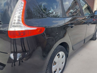 Renault Grand Scenic foto 10