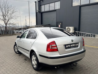 Skoda Octavia foto 3