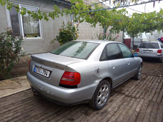 Audi A4 foto 2