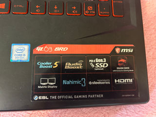 Laptop MSI foto 3