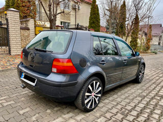 Volkswagen Golf foto 2