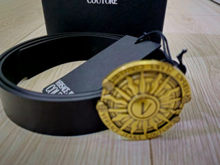 Versace Jeans Couture foto 2