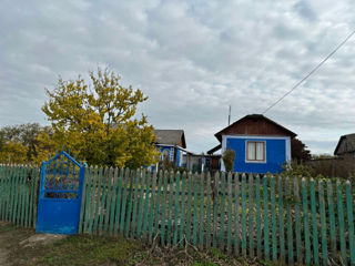 Vind casa in satul Izvoare (Chetroasa) r-nul Floresti (30 ari) foto 0