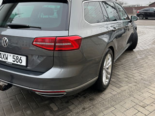 Volkswagen Passat foto 4