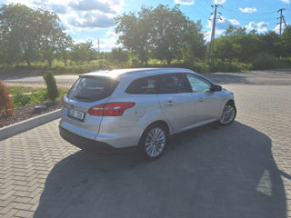 Ford Focus foto 10