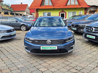 Volkswagen Passat foto 3