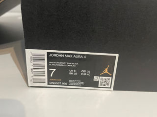 sneakersi jordan 4 max aura foto 2