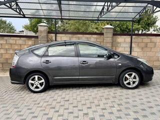 Toyota Prius foto 4