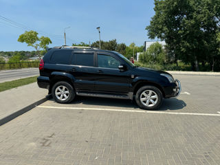 Toyota Land Cruiser Prado foto 6