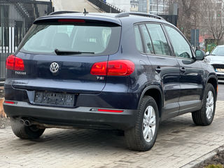 Volkswagen Tiguan foto 4