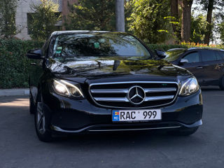 Mercedes E-Class foto 3