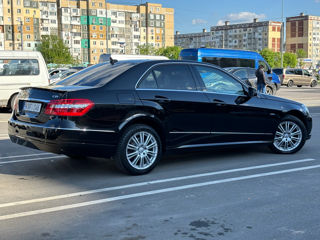 Mercedes E-Class foto 4