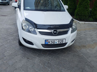 Opel Zafira foto 5