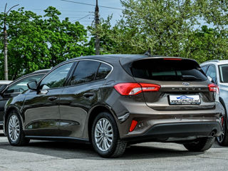 Ford Focus foto 2