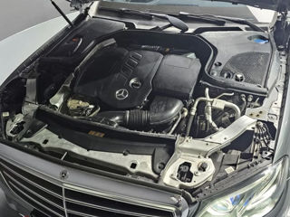 Mercedes E-Class foto 4