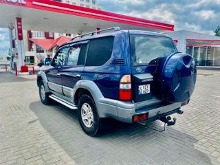 Toyota Land Cruiser foto 4