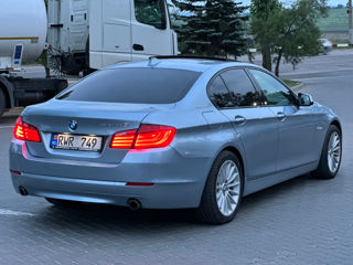 BMW 5 Series foto 4