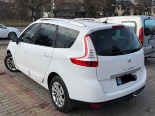 Renault Scenic foto 9