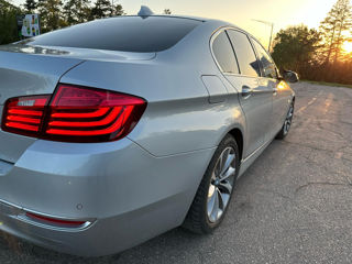 BMW 5 Series foto 4