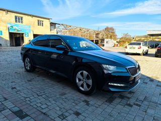 Skoda Superb foto 3