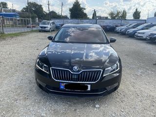 Skoda Superb foto 2