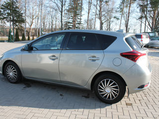 Toyota Auris foto 6