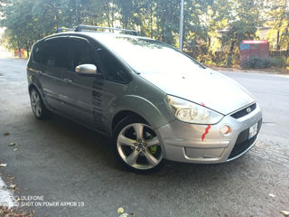 Ford S-Max foto 8