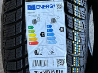 205/55 R16 Goodyear UltraGrip Performance 3 foto 2