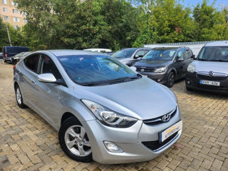 Hyundai Elantra foto 20