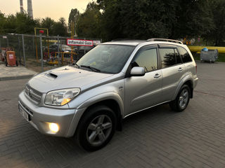 Toyota Rav 4 foto 3